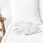 Balta lininė paklodė su guma (White )