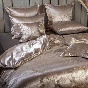 Šilkinis žakardinis patalynės komplektas ( HAZEL )