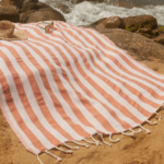 Rankšluostis FOUTA POSITANO (peche)