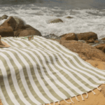 Rankšluostis FOUTA POSITANO (olive)