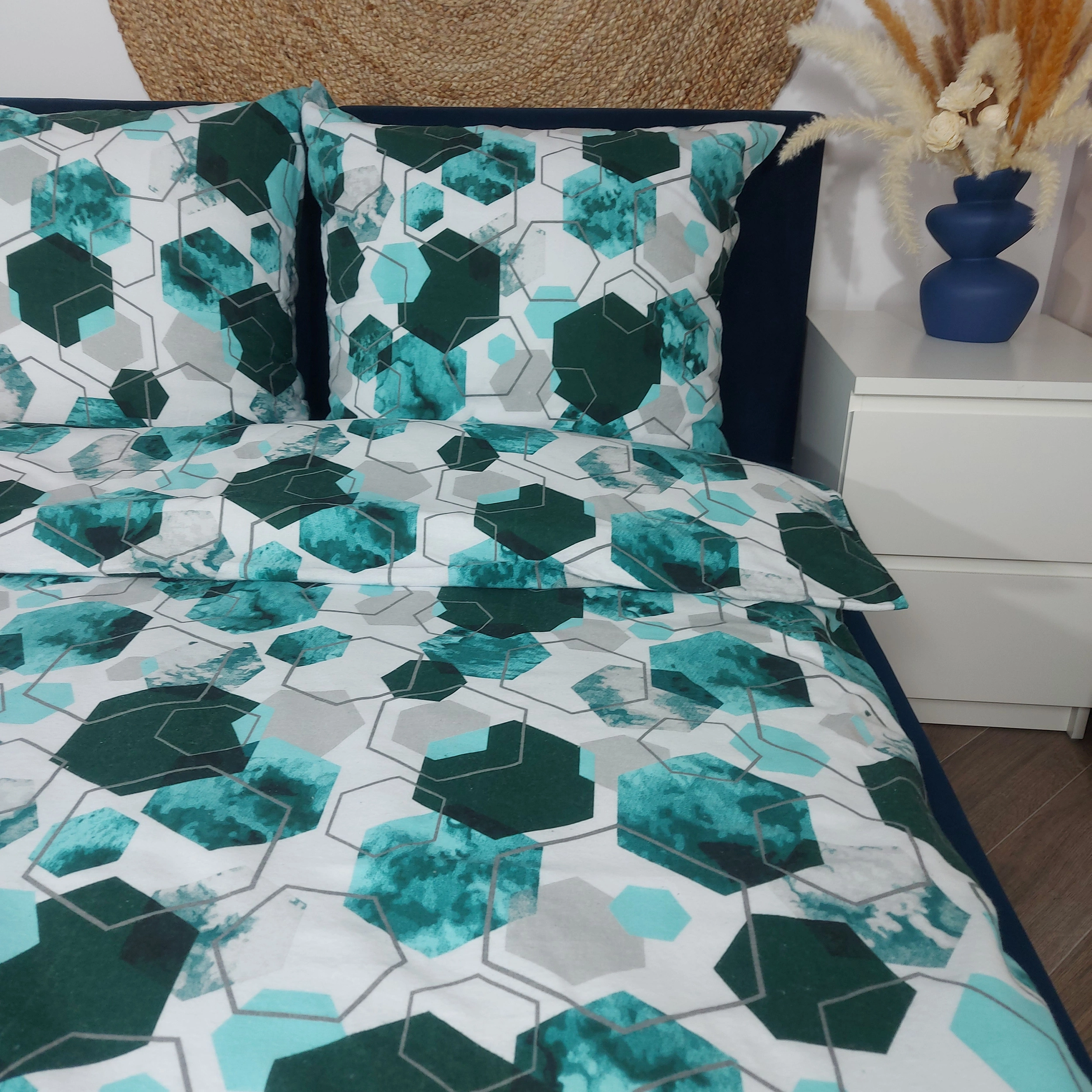 pol_pl_Posciel-flanelowa-Hexagon-emerald-220x200-12611_2 Flanelinė dvigulė patalynė Hexagon Green 220x200