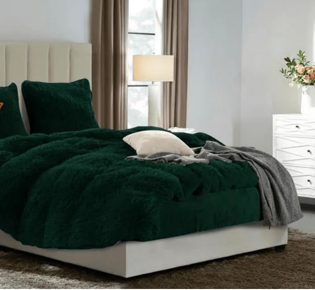 shv 2367 Kūtuotas pliušinis patalynės komplektas 3 dalių 220x200 SHV-2367 ž